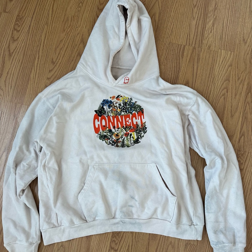 LONELY GHOST- connect Tan\orange. L. Worn twice weird blue stain after washing